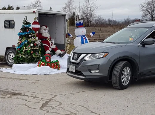 imgi 23 santa s parade of lights oshawa gallerya